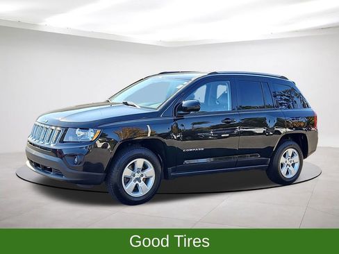 Used 2016 Jeep Compass Latitude image 3