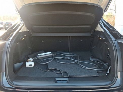 Used 2024 Nissan Ariya AWD image 27