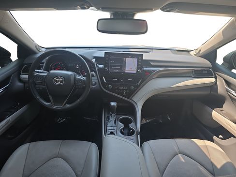 Used 2021 Toyota Camry XSE w/ Navigation Package FWD image 9