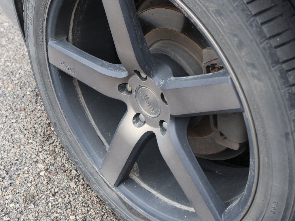 Used 2014 Dodge Challenger SXT RWD image 20