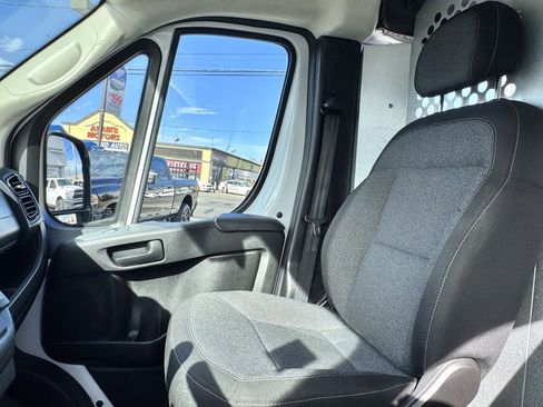 Used 2023 RAM ProMaster 2500 image 20