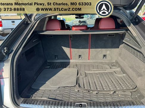 Used 2021 Audi SQ8 Prestige AWD/4WD image 18