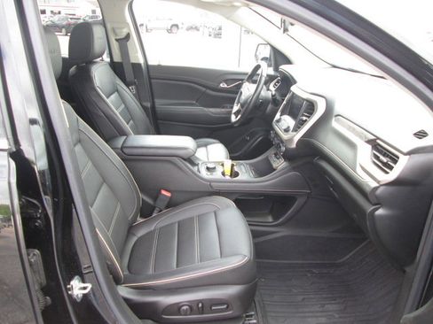 Used 2020 GMC Acadia Denali w/ LPO, Floor Liner Package image 15