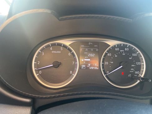 Used 2023 Nissan Versa S w/ S Plus Package image 7