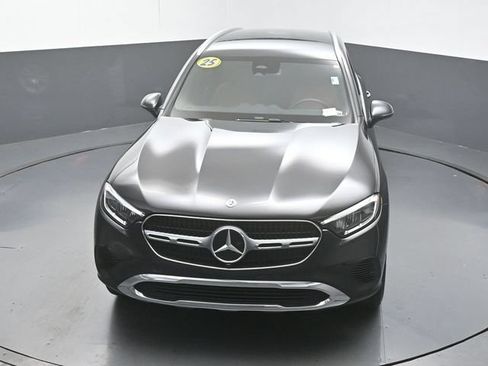 Used 2025 Mercedes-Benz GLC 300 image 43
