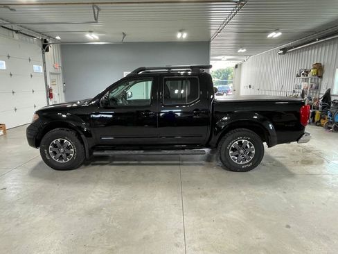 Used 2015 Nissan Frontier PRO-4X AWD/4WD image 4