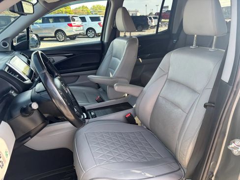 Used 2018 Honda Ridgeline RTL-E image 12