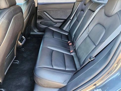 Used 2018 Tesla Model 3 Long Range image 20