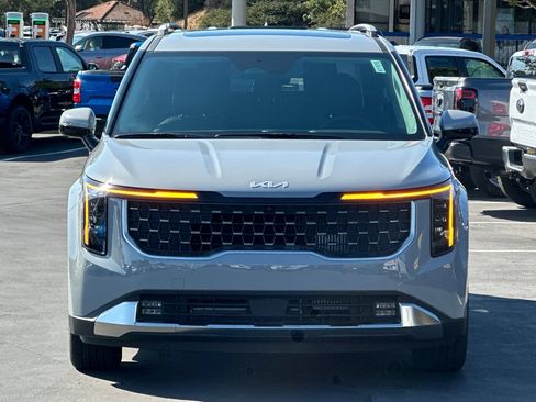 New 2026 Kia Carnival SX FWD image 9
