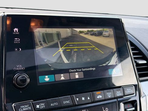 Used 2024 Honda Odyssey EX-L image 13