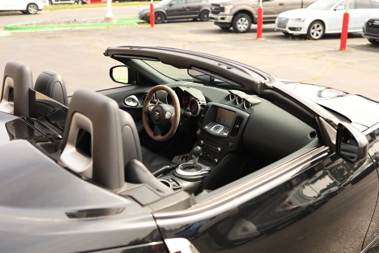 Used 2019 Nissan 370Z Touring RWD image 46