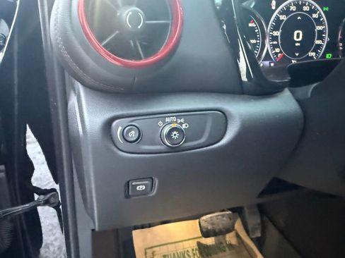 Used 2023 Chevrolet Blazer RS w/ Enhanced Convenience Package image 25