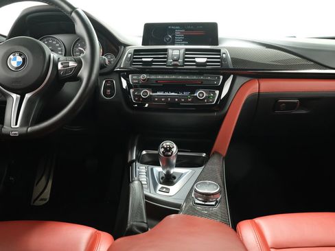 Used 2016 BMW M3 RWD image 11