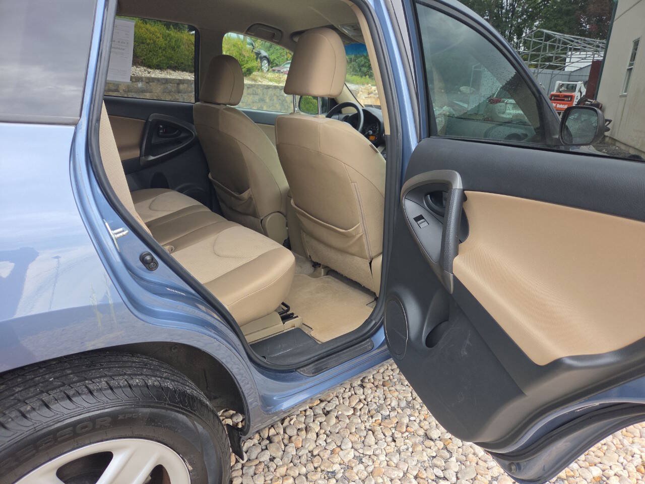 Used 2012 Toyota RAV4 FWD w/ Value Pkg image 19