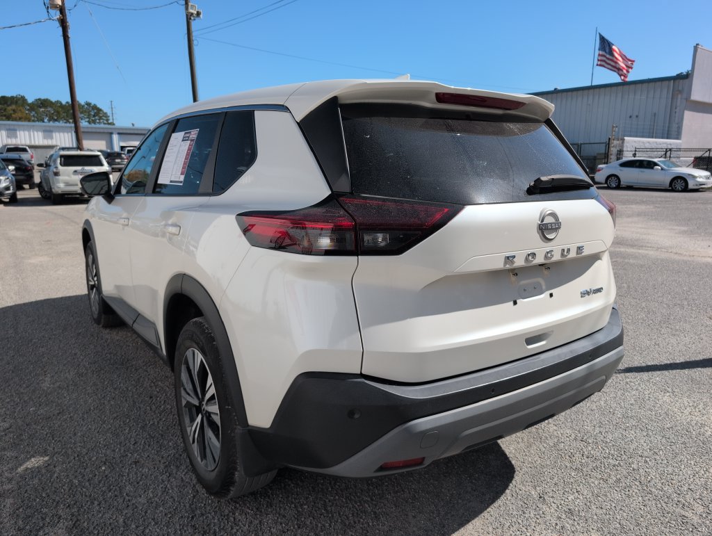 Used 2023 Nissan Rogue SV AWD/4WD image 6
