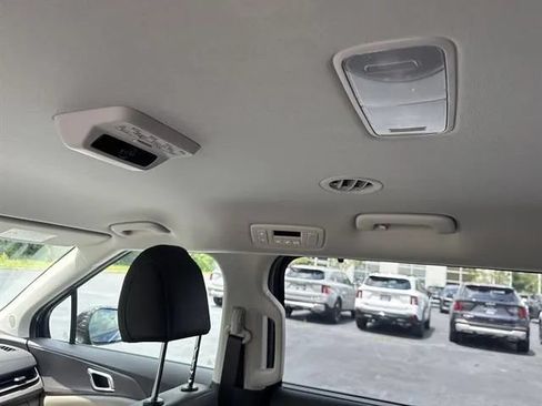 New 2026 Kia Carnival EX FWD image 14