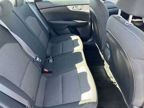 Used 2024 Kia Forte LXS image 12
