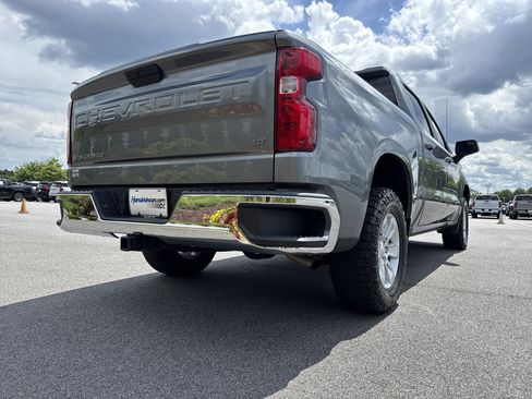 Used 2021 Chevrolet Silverado 1500 LT w/ Bed Protection Package AWD/4WD image 10