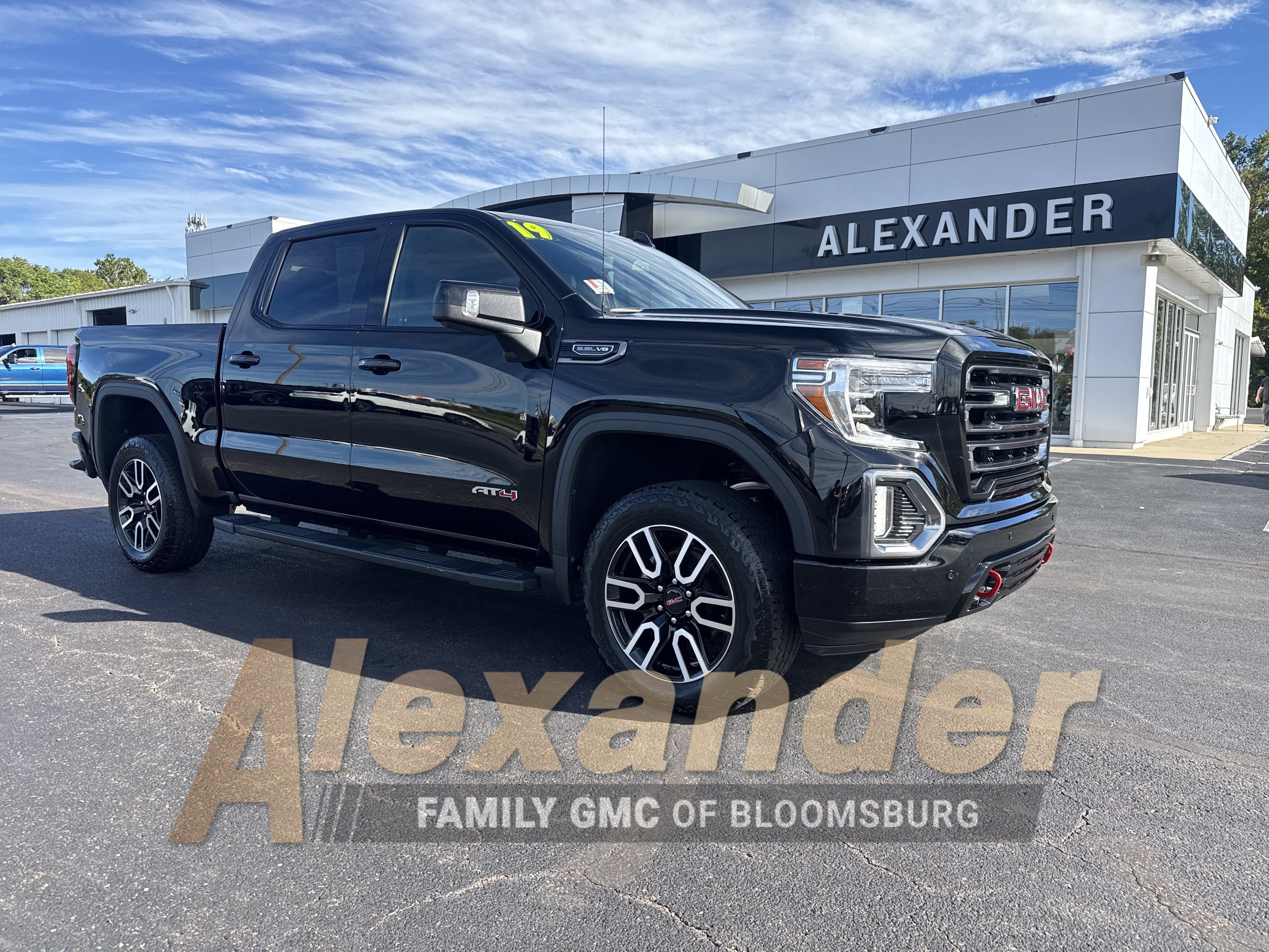 Used 2019 GMC Sierra 1500 AT4 w/ AT4 Premium Package AWD/4WD image 1