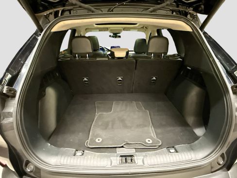 Used 2020 Ford Escape Titanium image 30