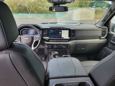 Certified 2023 Chevrolet Silverado 1500 LTZ w/ LTZ Premium Package image 15