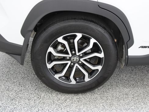 Certified 2024 Toyota Corolla Cross AWD Hybrid image 6