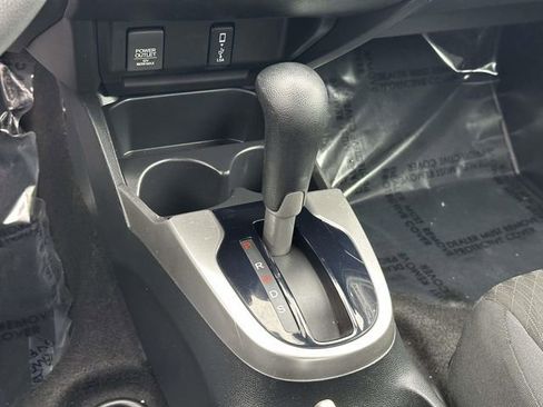 Used 2018 Honda Fit EX image 19