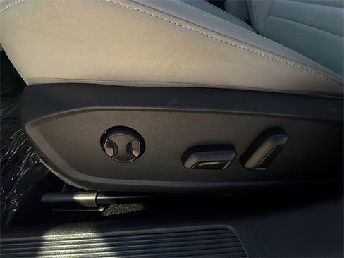 Used 2021 Volkswagen Jetta SEL image 10