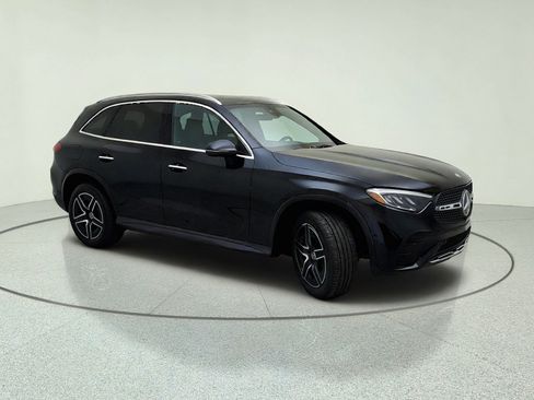 Used 2026 Mercedes-Benz GLC 300 image 5