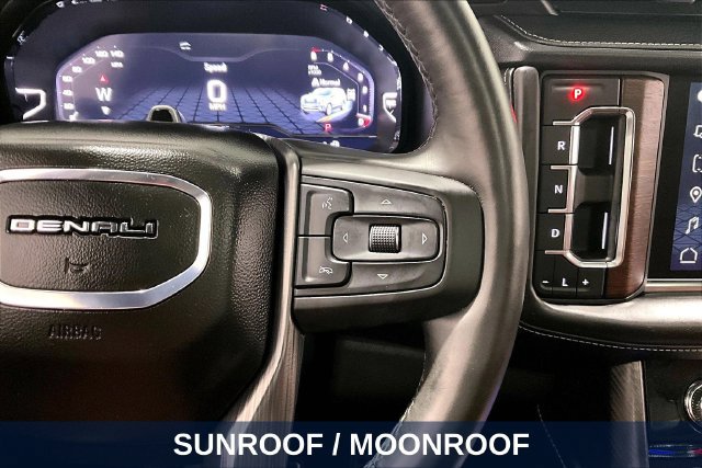 Used 2024 GMC Yukon XL Denali Ultimate AWD/4WD image 16