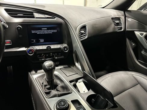 Used 2019 Chevrolet Corvette Stingray Coupe w/ 1LT image 26