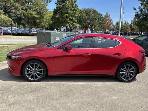 Used 2025 MAZDA MAZDA3 s FWD image 10