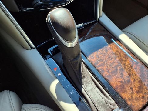 Used 2014 Cadillac XTS image 21