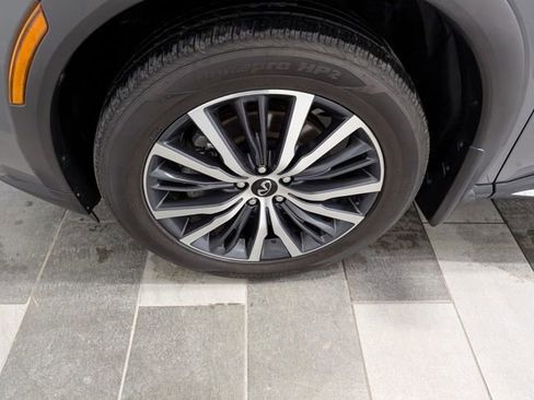 Used 2025 INFINITI QX60 Sensory w/ Lighting Package (N94) AWD/4WD image 7