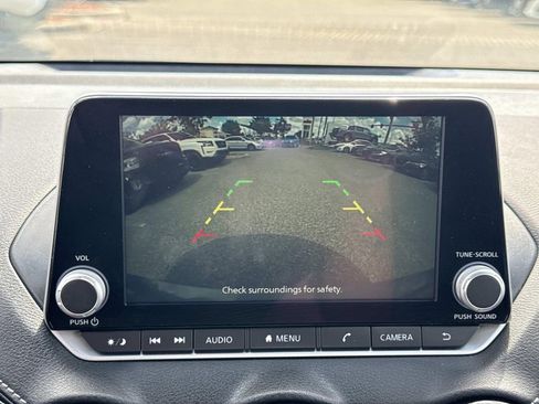 Certified 2025 Nissan Sentra SV FWD image 22