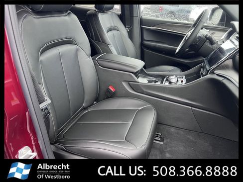 New 2025 Jeep Grand Cherokee Limited image 16