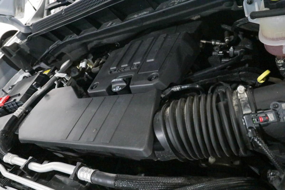 Used 2023 Chevrolet Silverado 1500 Custom AWD/4WD image 6