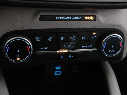 Used 2023 Ford Escape Active image 49