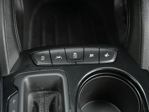 Used 2026 Chevrolet Trax LT w/ LPO, Blackout Package FWD image 30