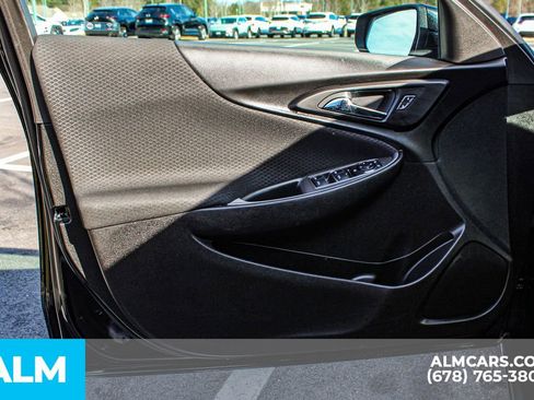 Used 2024 Chevrolet Malibu LT image 38