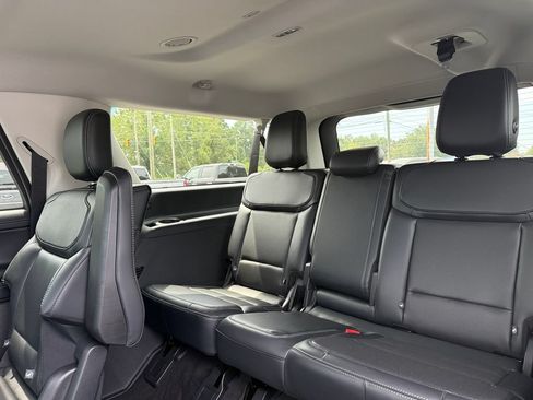 New 2027 Ford Expedition Max Platinum w/ Driver's Package RWD image 22