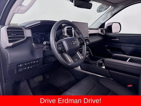 Used 2023 Toyota Tundra Limited AWD/4WD image 7
