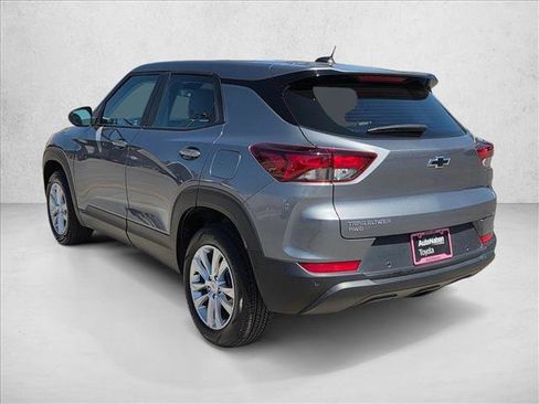 Used 2022 Chevrolet TrailBlazer LS image 8