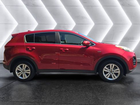 Used 2019 Kia Sportage LX AWD/4WD image 6