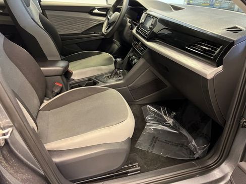 Used 2023 Volkswagen Atlas SE w/ Panoramic Sunroof Package image 10