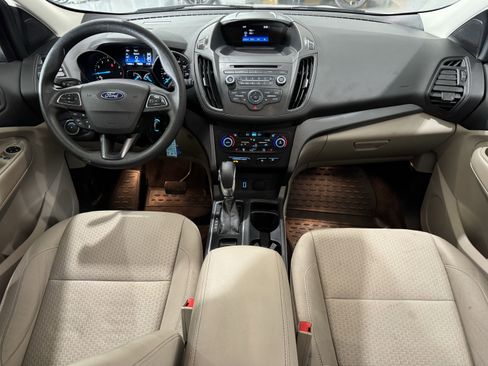 Used 2018 Ford Escape SE w/ Ford Safe & Smart Package image 22