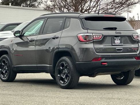 Used 2023 Jeep Compass Trailhawk image 6