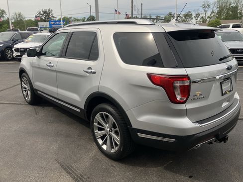 Used 2018 Ford Explorer Limited AWD/4WD image 6