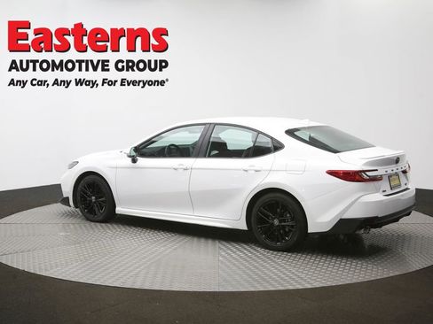 Used 2025 Toyota Camry SE w/ Convenience Package FWD image 62
