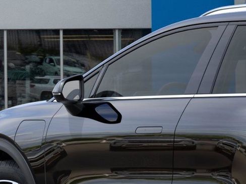 New 2026 Chevrolet Equinox EV LT image 44